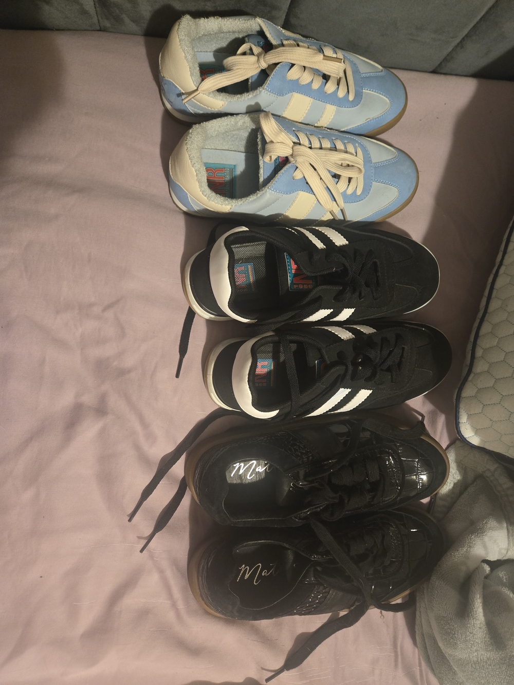 Not Rated Women's Light Blue & Cream Retro Lace-Up Sneakers